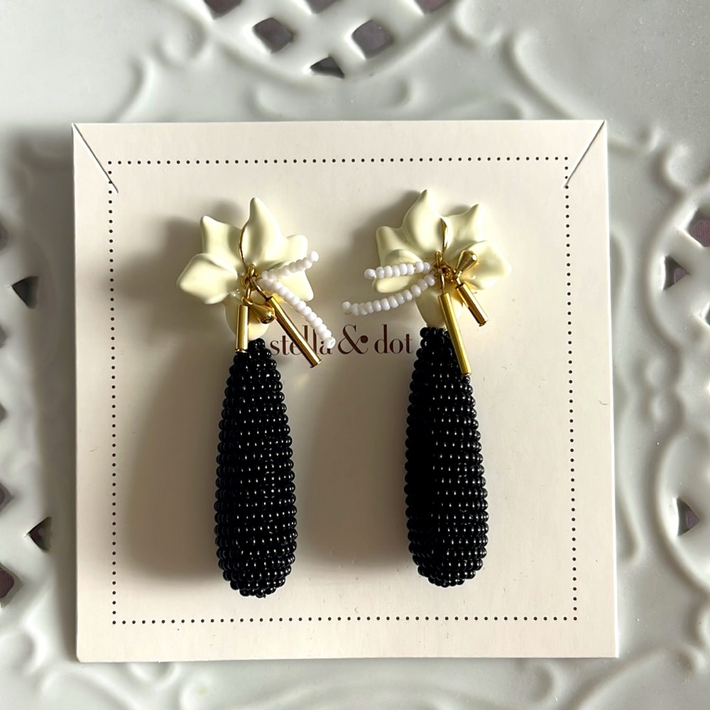 Stella & Dot Statement Earrings
